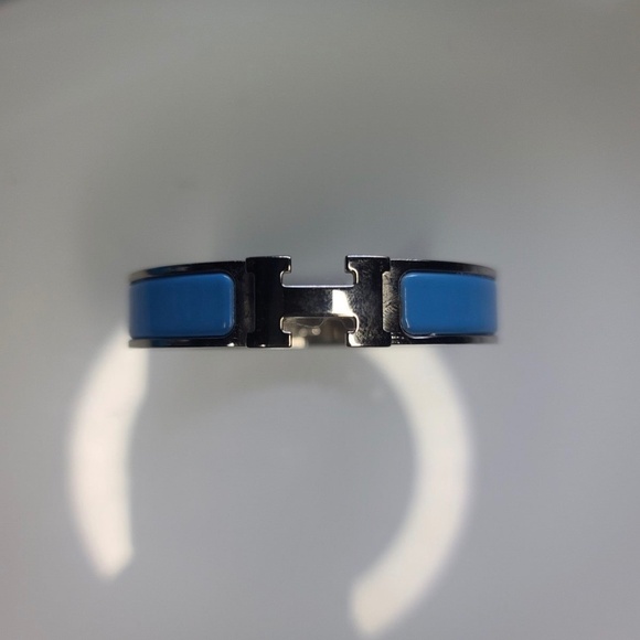 Authentic Hermes Bracelet Size PM - Picture 1 of 7